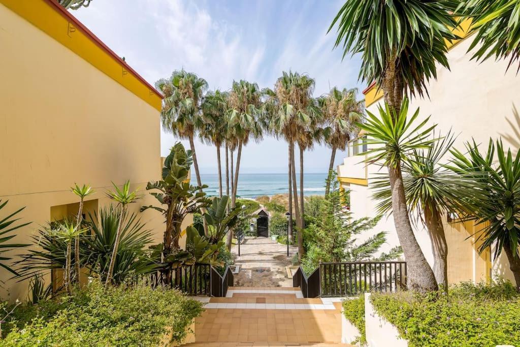 Oleholidays 1133 Romana Playa Primera Linea Playa Marbella Exterior photo