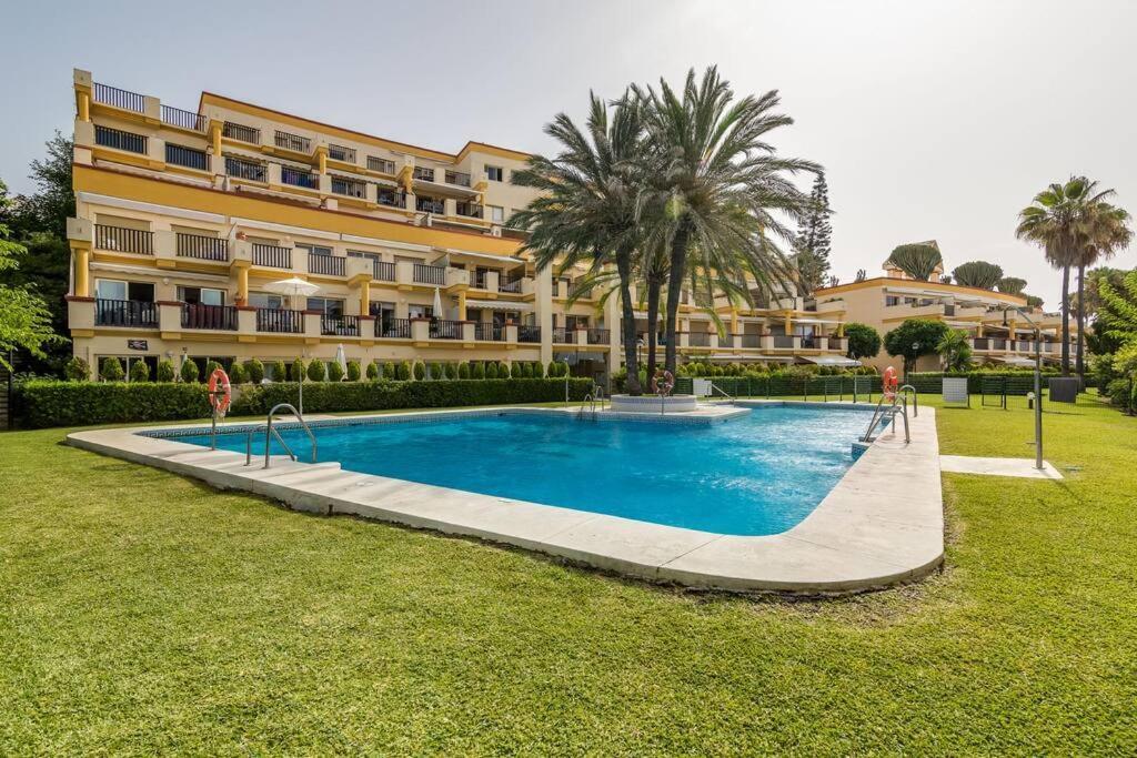 Oleholidays 1133 Romana Playa Primera Linea Playa Marbella Exterior photo