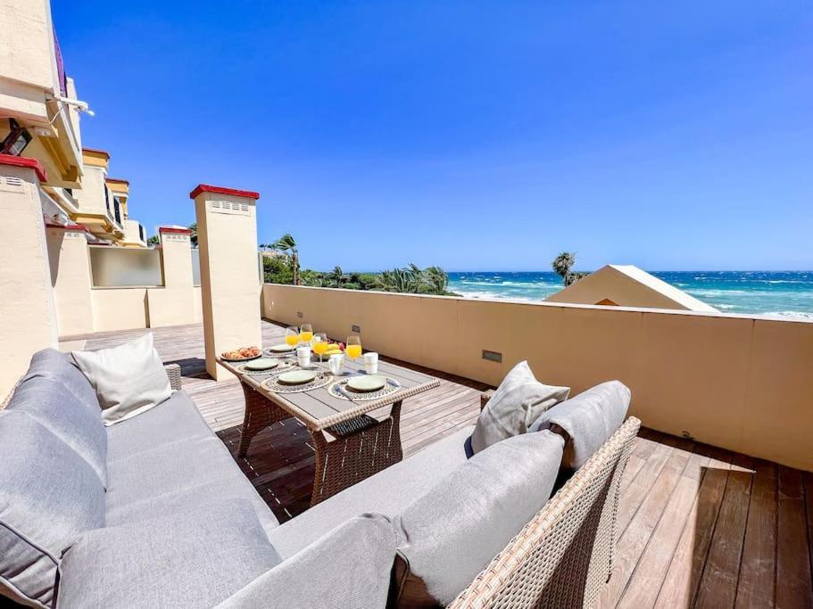 Oleholidays 1133 Romana Playa Primera Linea Playa Marbella Exterior photo