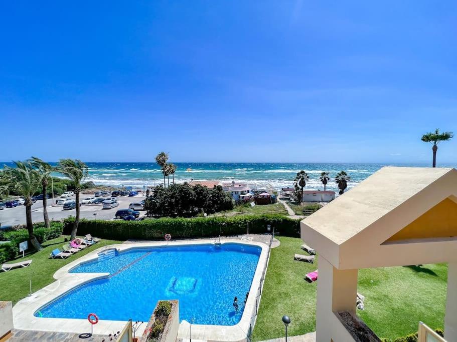 Oleholidays 1133 Romana Playa Primera Linea Playa Marbella Exterior photo